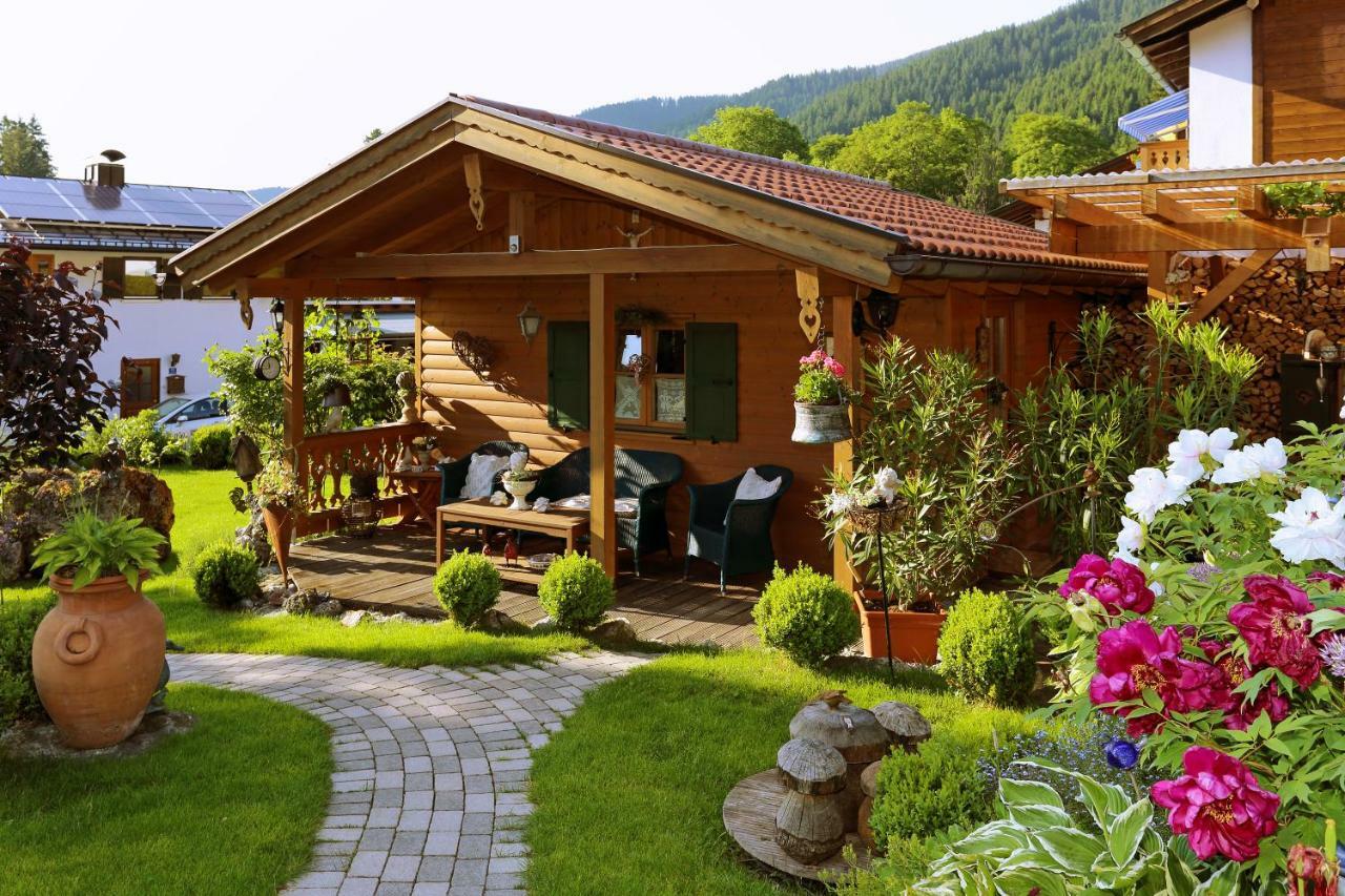 Ferienwohnung Mitteldorf Oberammergau Bagian luar foto